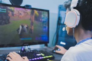 Games to Play Online when bored - featured