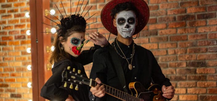 Couple in a halloween costume