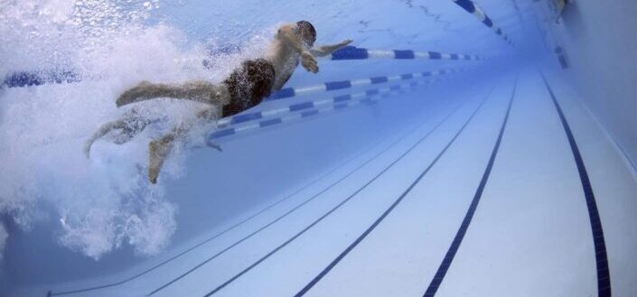 people doing a swimming competition
